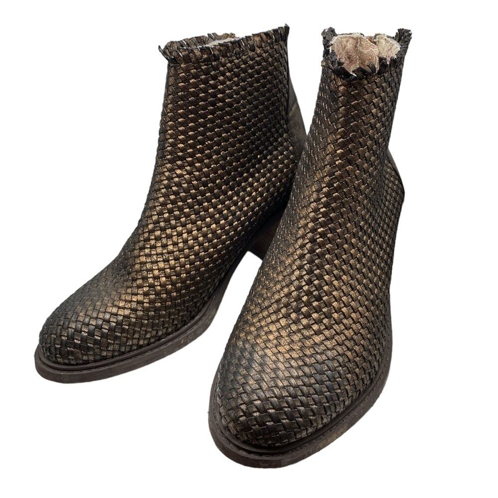 Band of Gypsies Cortez Ankle Boots Bronze Size 6.5